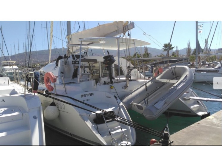 Lagoon 380 S2 - Yacht Charter Sailica