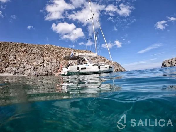 Oceanis 41.1 - Yacht Charter Sailica
