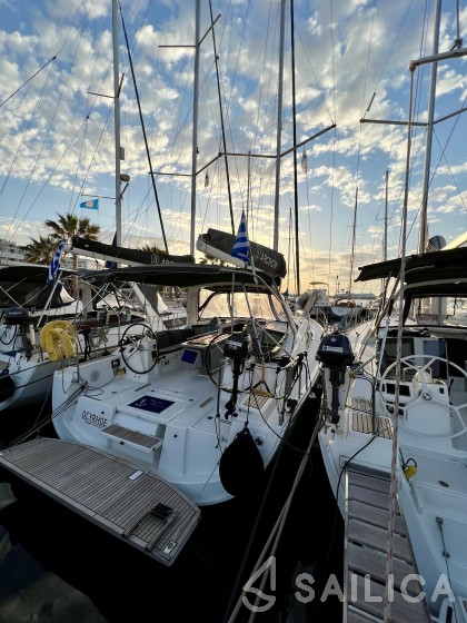 Oceanis 41.1 - Yacht Charter Sailica