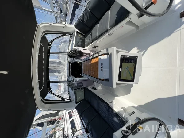 Oceanis 41.1 - Yacht Charter Sailica