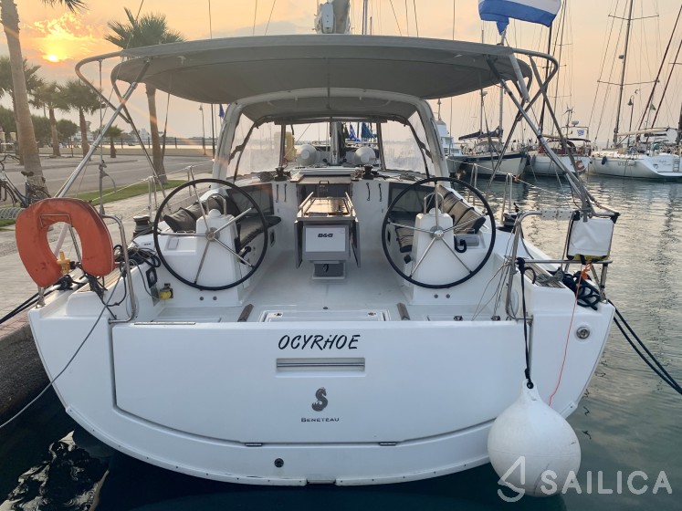Oceanis 41.1 - Yacht Charter Sailica