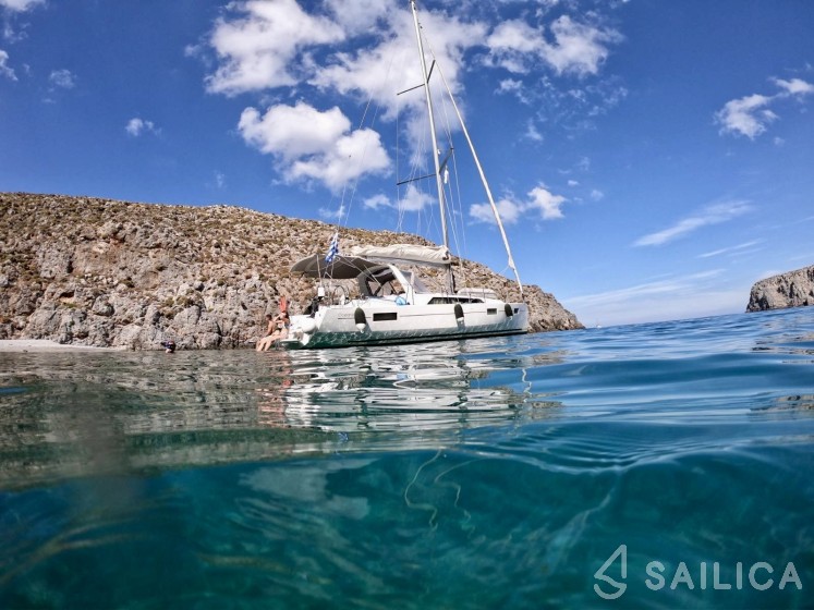 Oceanis 41.1 - Yacht Charter Sailica