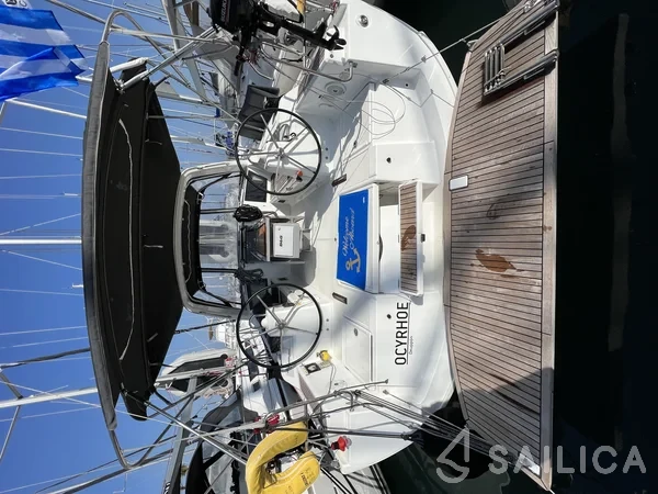 Oceanis 41.1 - Yacht Charter Sailica