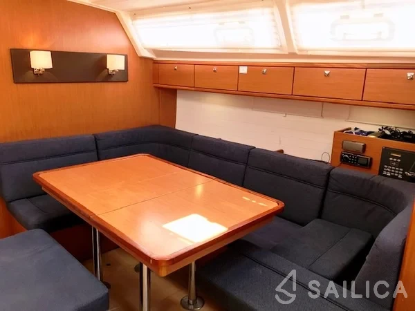 Bavaria 46 Cruiser - Yacht Charter Sailica