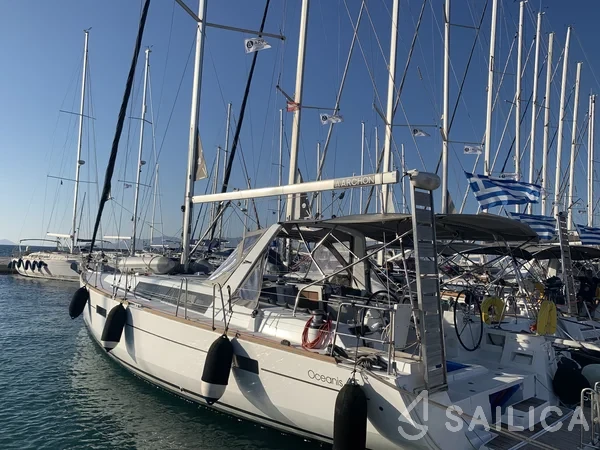 Oceanis 45 - Yacht Charter Sailica