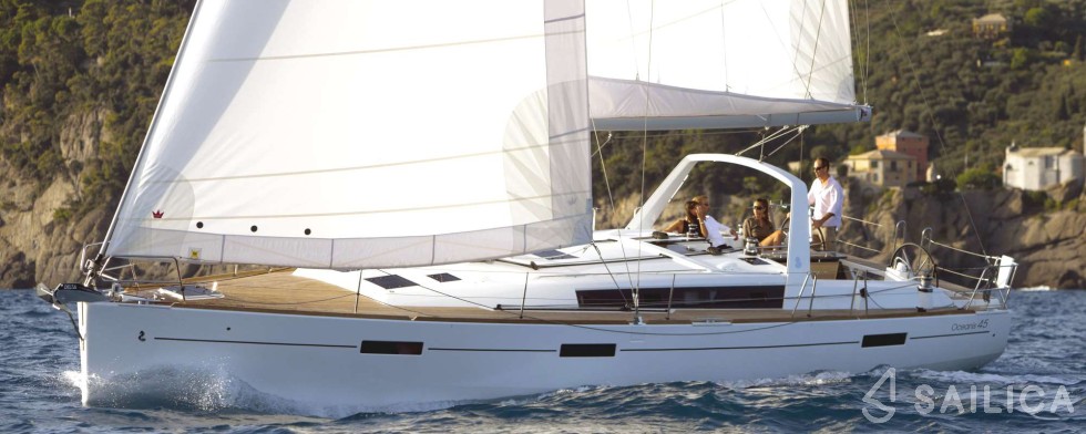 Oceanis 45 - Yacht Charter Sailica