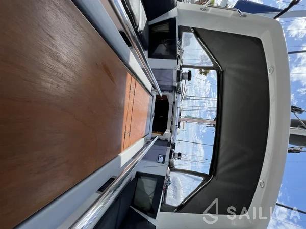 Oceanis 45 - Yacht Charter Sailica