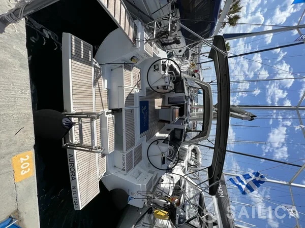 Oceanis 45 - Yacht Charter Sailica