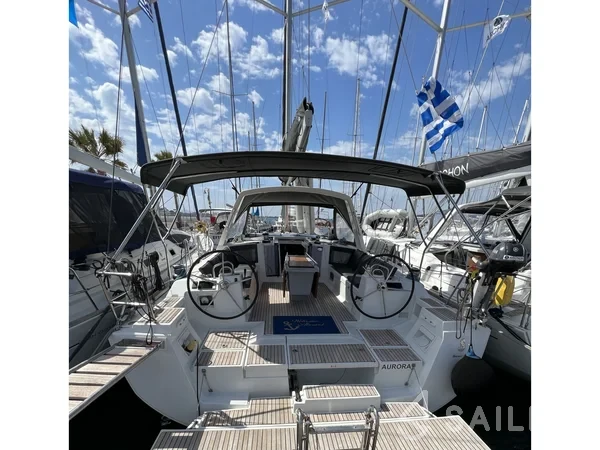 Oceanis 45 - Yacht Charter Sailica