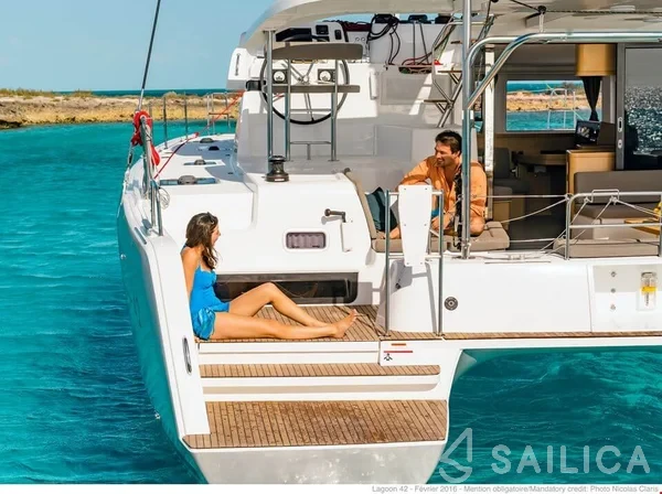 Lagoon 42 - Yacht Charter Sailica
