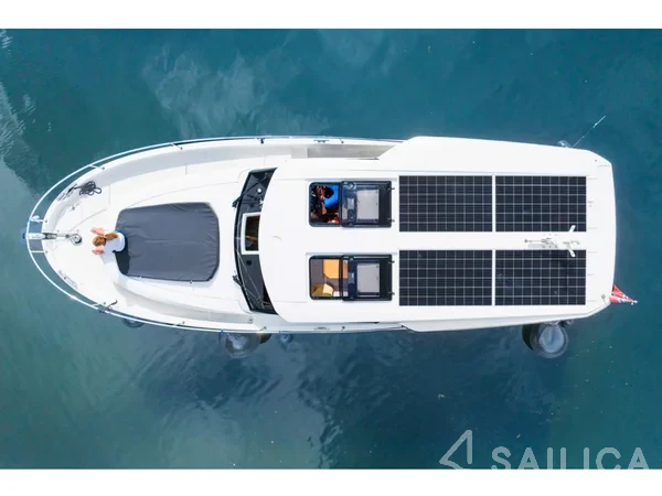 Greenline 39 - Yacht Charter Sailica
