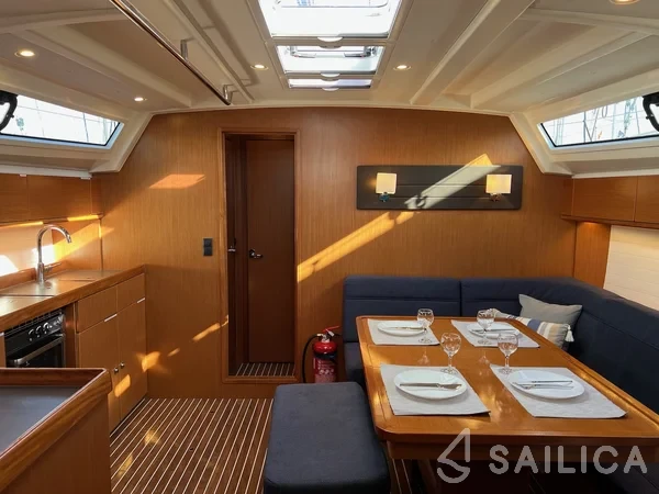 Bavaria 46 Cruiser - Yacht Charter Sailica