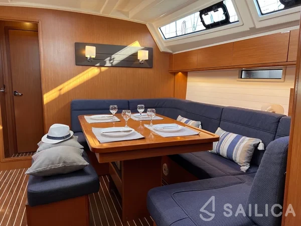 Bavaria 46 Cruiser - Yacht Charter Sailica