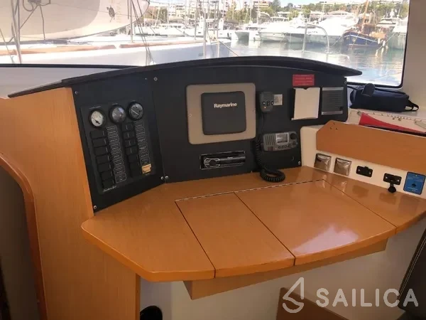 Lipari 41 - Yacht Charter Sailica