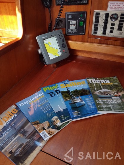 Elan 333 - Yacht Charter Sailica