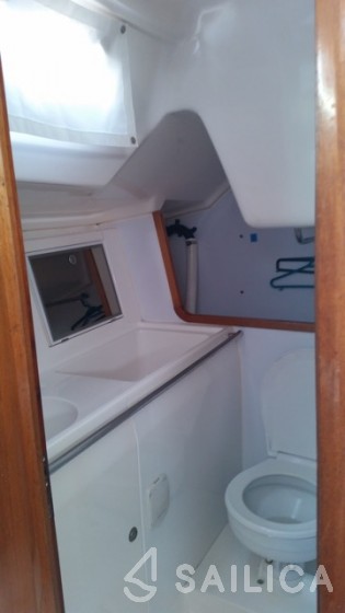 Elan 333 - Yacht Charter Sailica
