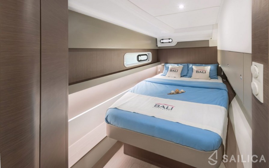 Bali Catspace - Yacht Charter Sailica