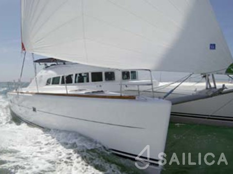 Lagoon 410 - Yacht Charter Sailica