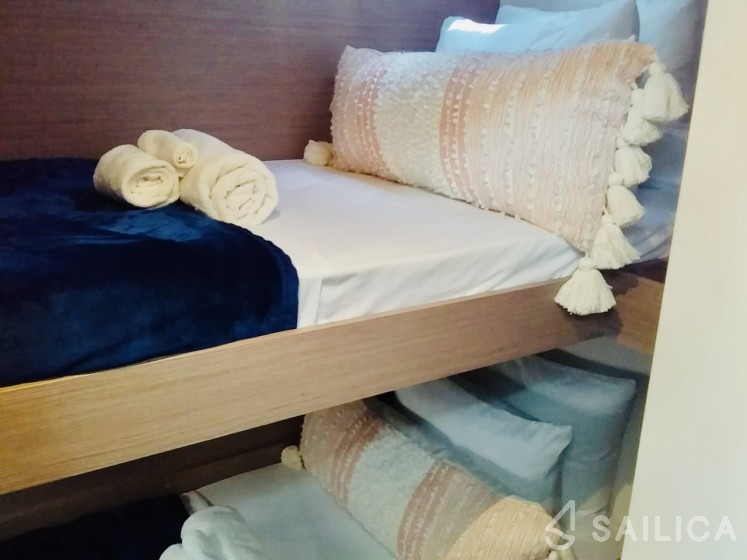 Tanna 47 - Yacht Charter Sailica
