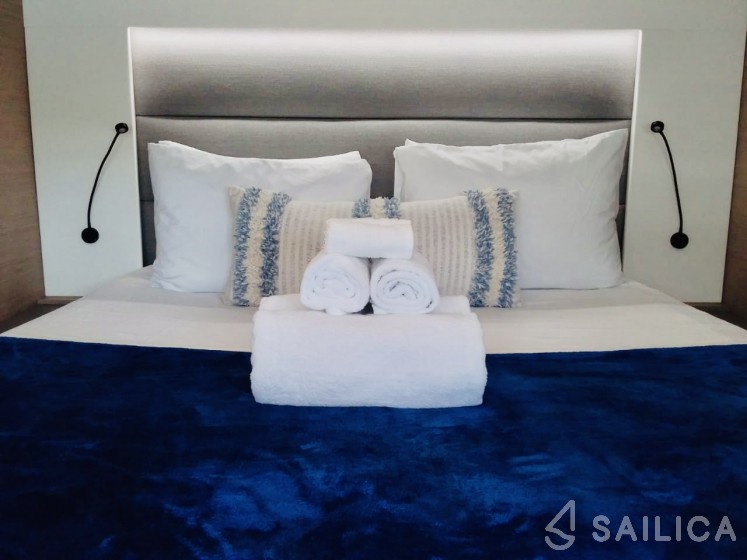 Tanna 47 - Yacht Charter Sailica