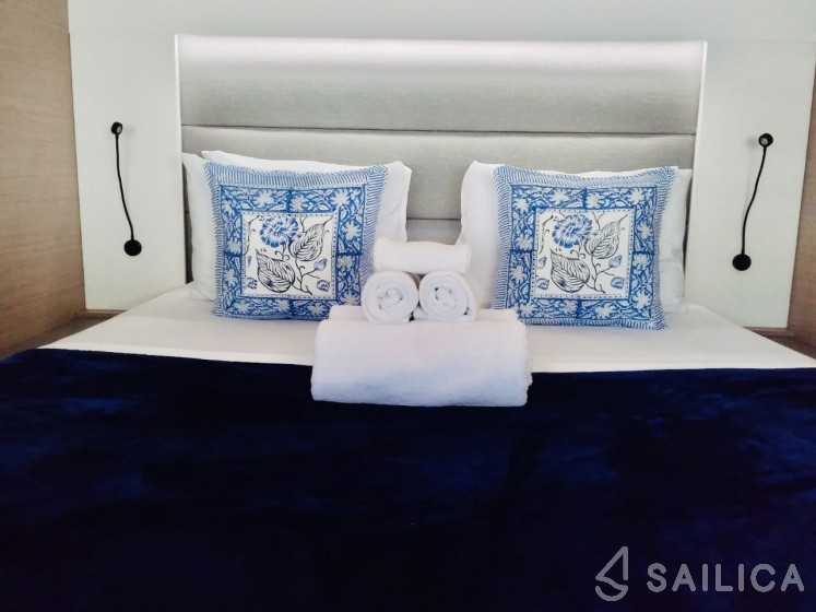 Tanna 47 - Yacht Charter Sailica