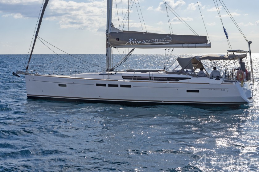 Sun Odyssey 509 - Yacht Charter Sailica