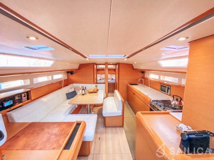 Sun Odyssey 509 - Yacht Charter Sailica