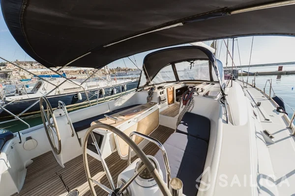Oceanis 46 - Yacht Charter Sailica
