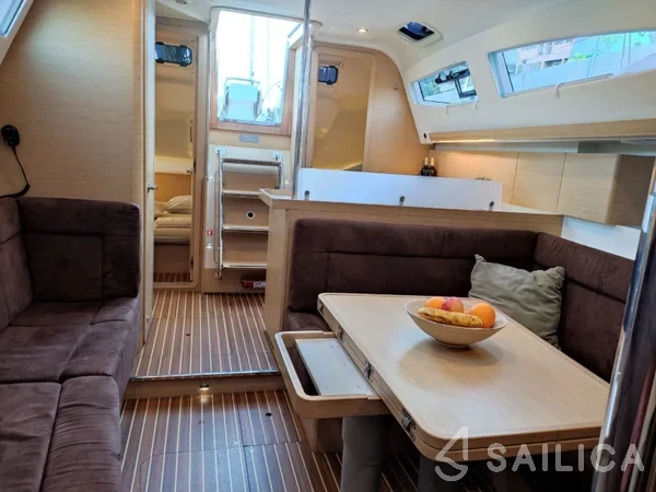Elan 40 Impression - Yacht Charter Sailica