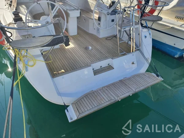 Elan 40 Impression - Yacht Charter Sailica
