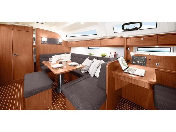 Bavaria 41 Cruiser - Yacht Charter Sailica