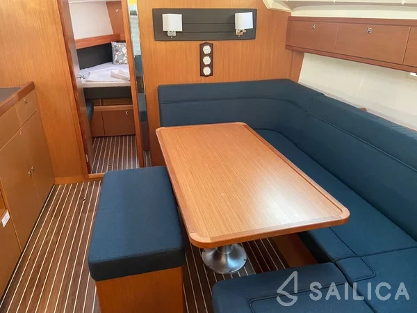 Bavaria 41 Cruiser - Yacht Charter Sailica