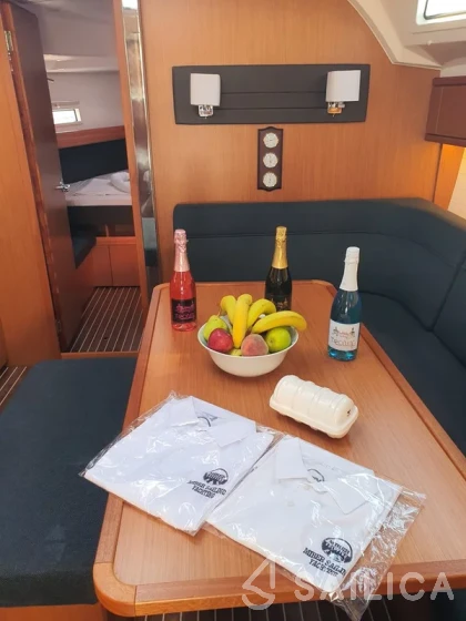 Bavaria 41 Cruiser - Yacht Charter Sailica