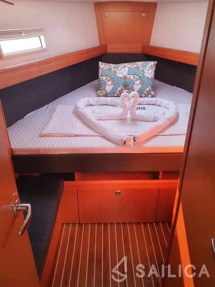 Bavaria 41 Cruiser - Yacht Charter Sailica