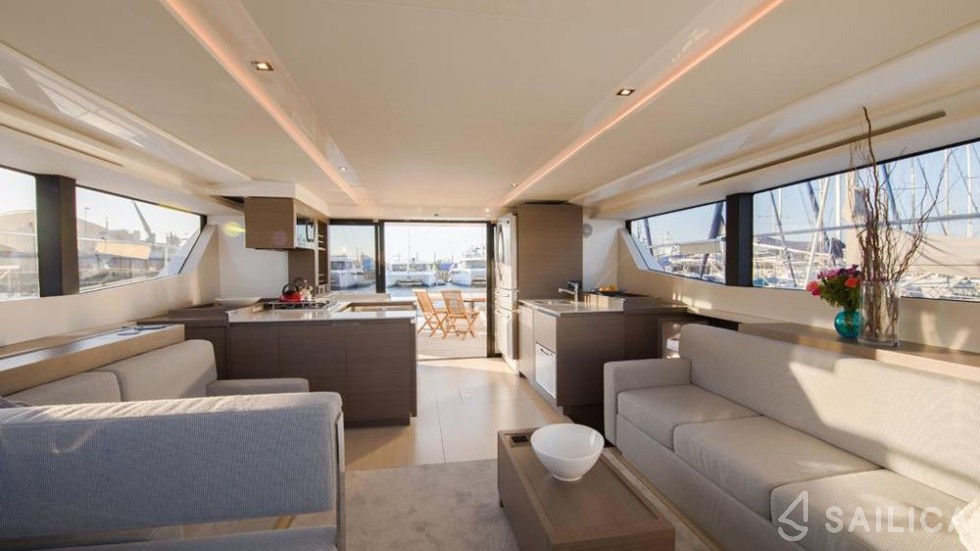 Leopard 53 - Yacht Charter Sailica