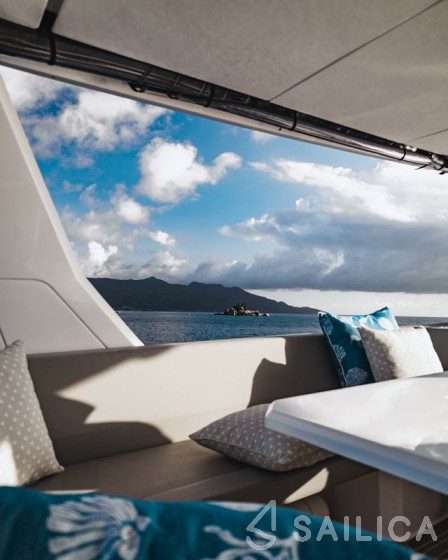 Leopard 53 - Yacht Charter Sailica