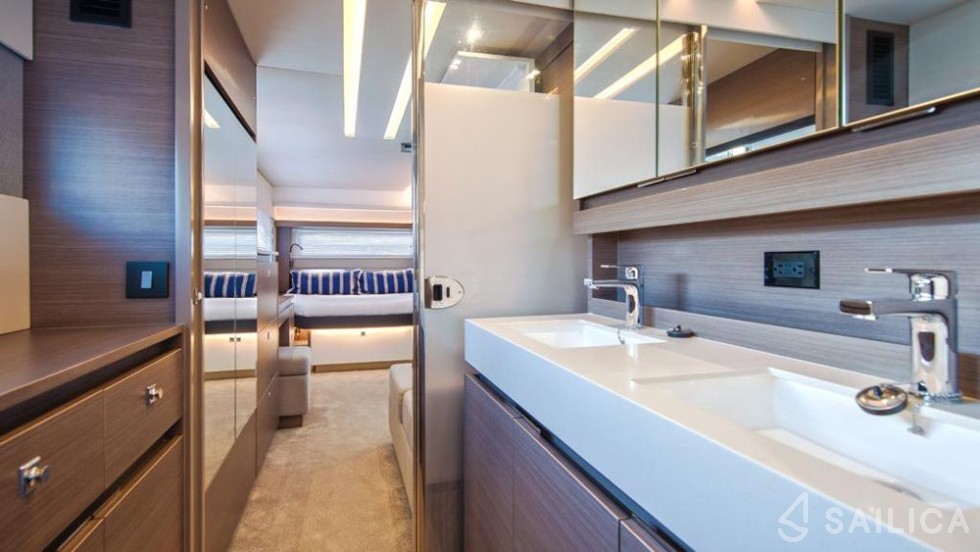 Leopard 53 - Yacht Charter Sailica