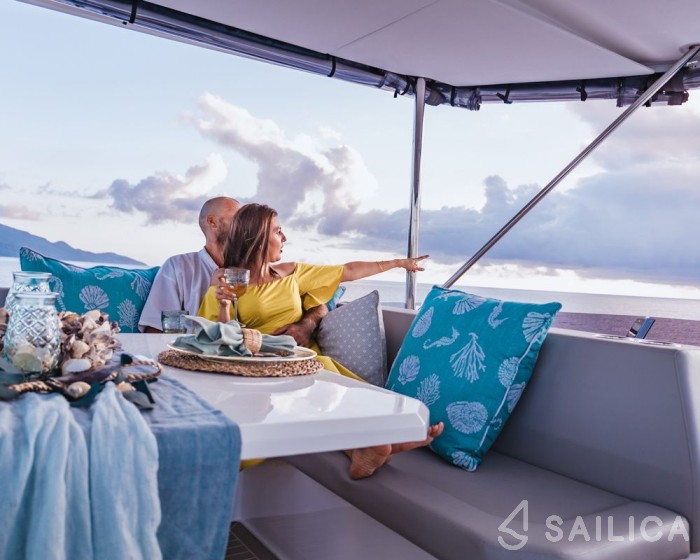 Leopard 53 - Yacht Charter Sailica