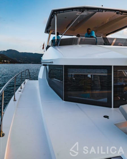 Leopard 53 - Yacht Charter Sailica