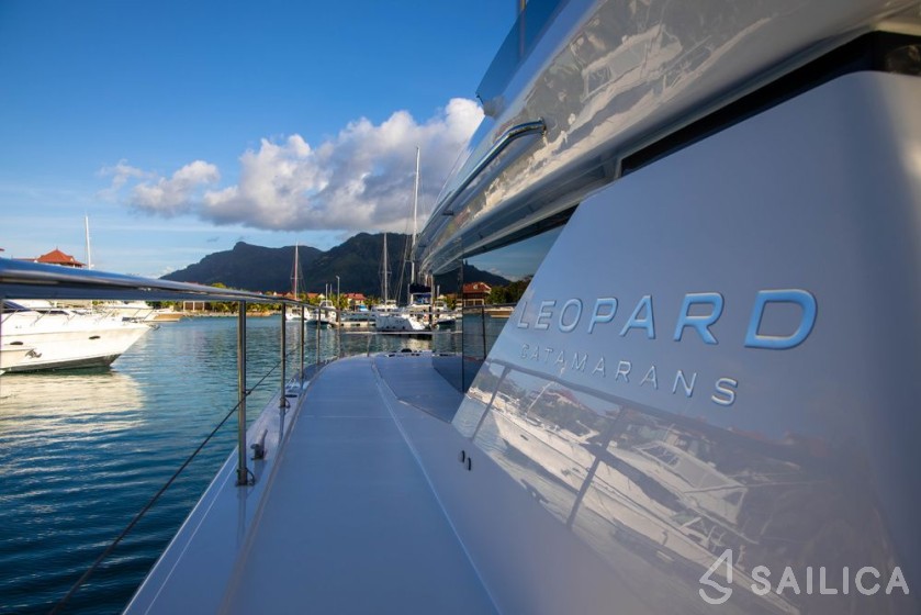 Leopard 53 - Yacht Charter Sailica