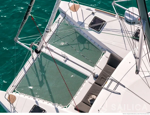 Lagoon 40 - Yacht Charter Sailica