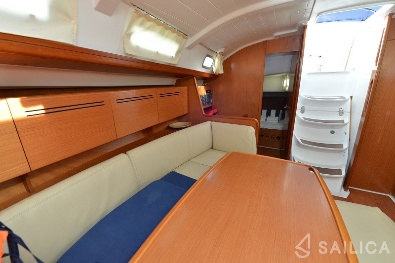 Cyclades 43.4 - Yacht Charter Sailica