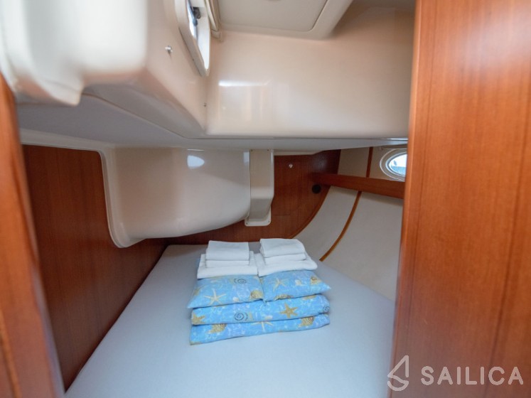 Elan 514 Impression - Yacht Charter Sailica