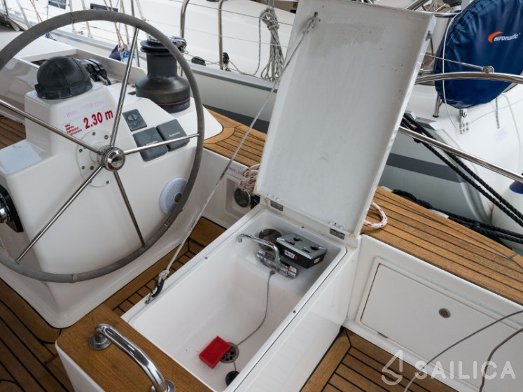Elan 514 Impression - Yacht Charter Sailica