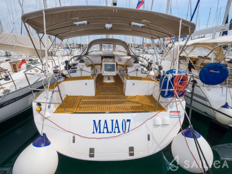 Elan 514 Impression - Yacht Charter Sailica