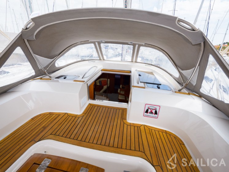Elan 514 Impression - Yacht Charter Sailica