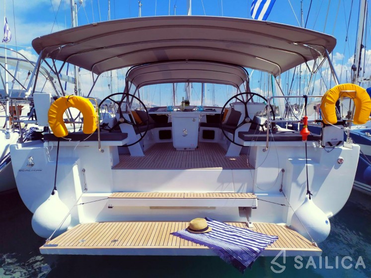 Oceanis 51.1 - Yacht Charter Sailica