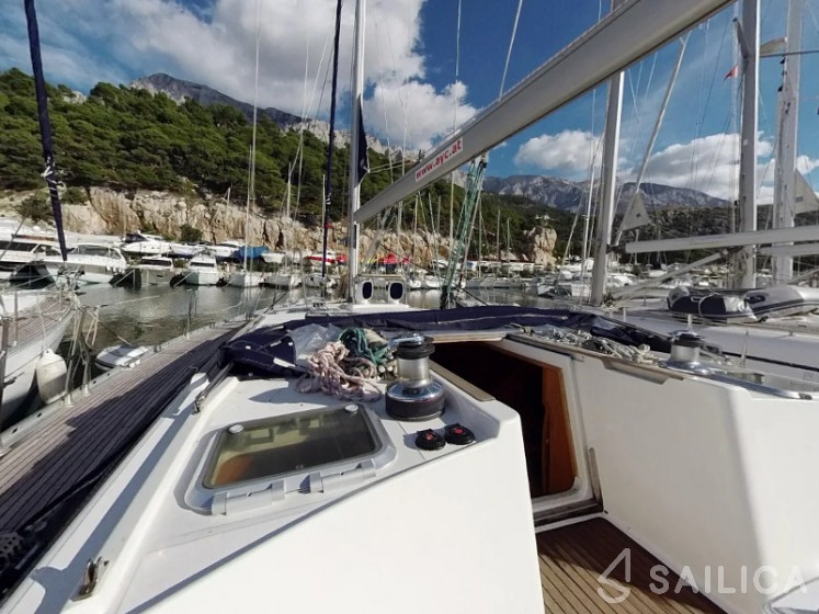 Sun Odyssey 52.2 - Yacht Charter Sailica