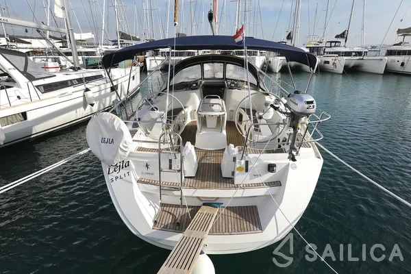 Sun Odyssey 45 - Yacht Charter Sailica