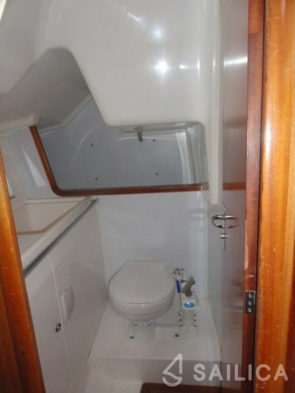 Elan 333 - Yacht Charter Sailica